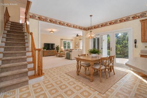 29 Columbine Drive Glenmont NY 12077