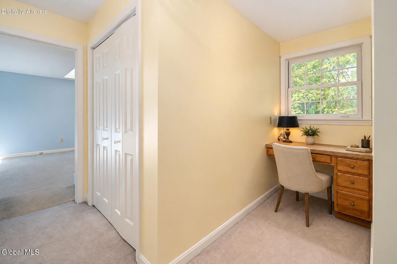 29 Columbine Drive Glenmont NY 12077