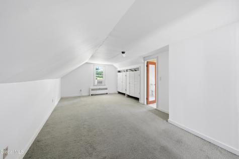 1277 Floral Avenue Schenectady NY 12306