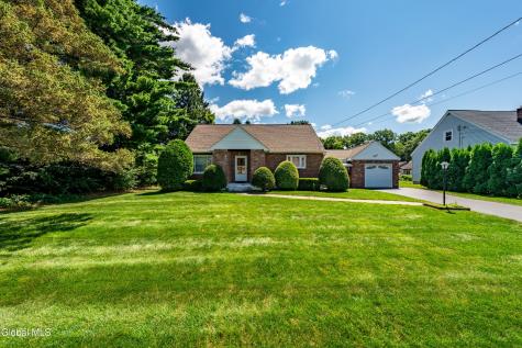 1277 Floral Avenue Schenectady NY 12306