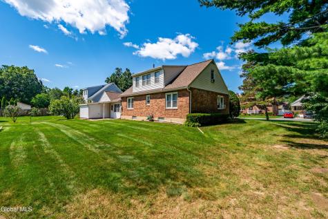 1277 Floral Avenue Schenectady NY 12306