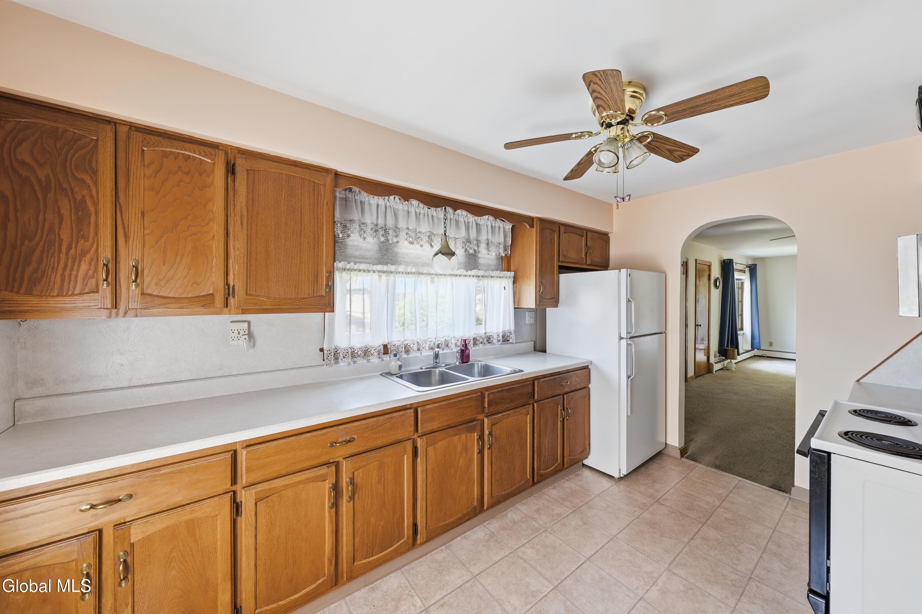1277 Floral Avenue Schenectady NY 12306