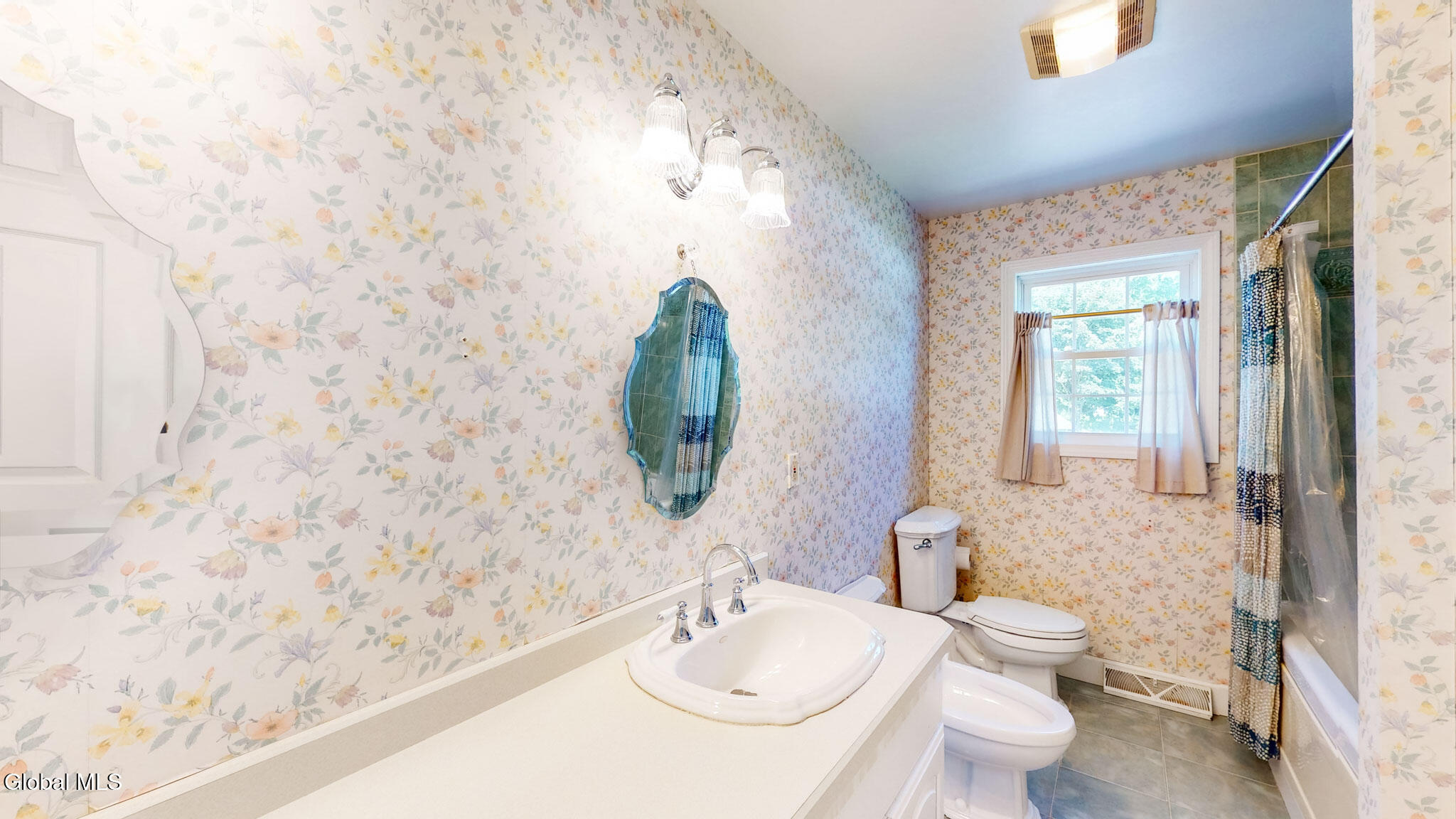 16 Boyack Road Clifton Park NY 12065