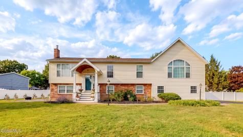 16 Boyack Road Clifton Park NY 12065