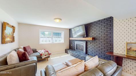 16 Boyack Road Clifton Park NY 12065
