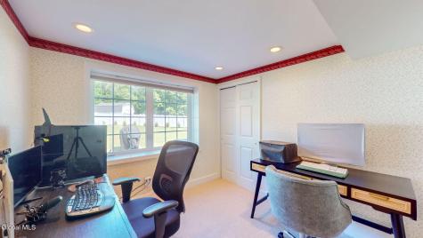 16 Boyack Road Clifton Park NY 12065