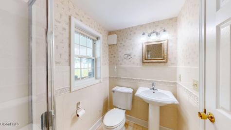 16 Boyack Road Clifton Park NY 12065