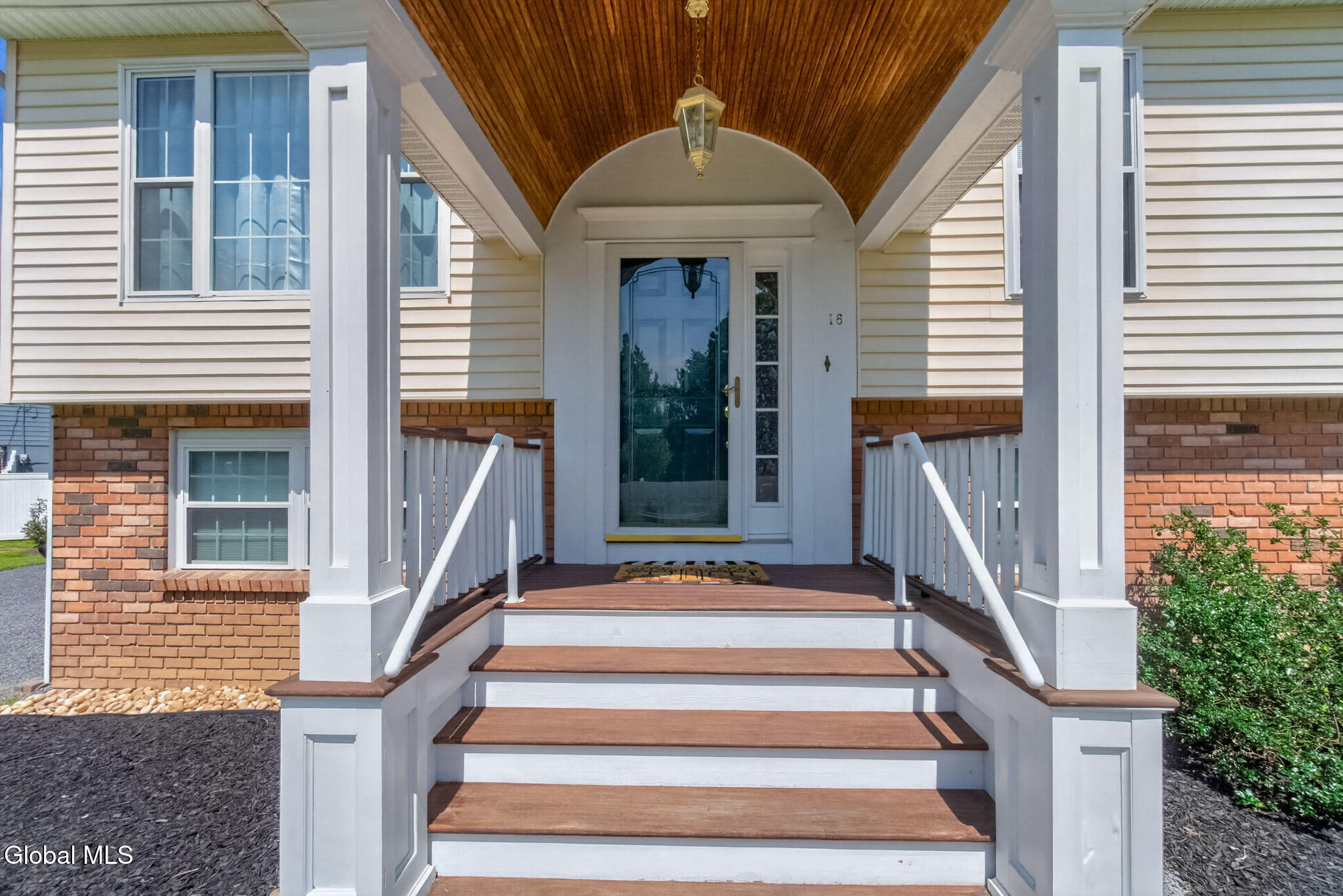 16 Boyack Road Clifton Park NY 12065