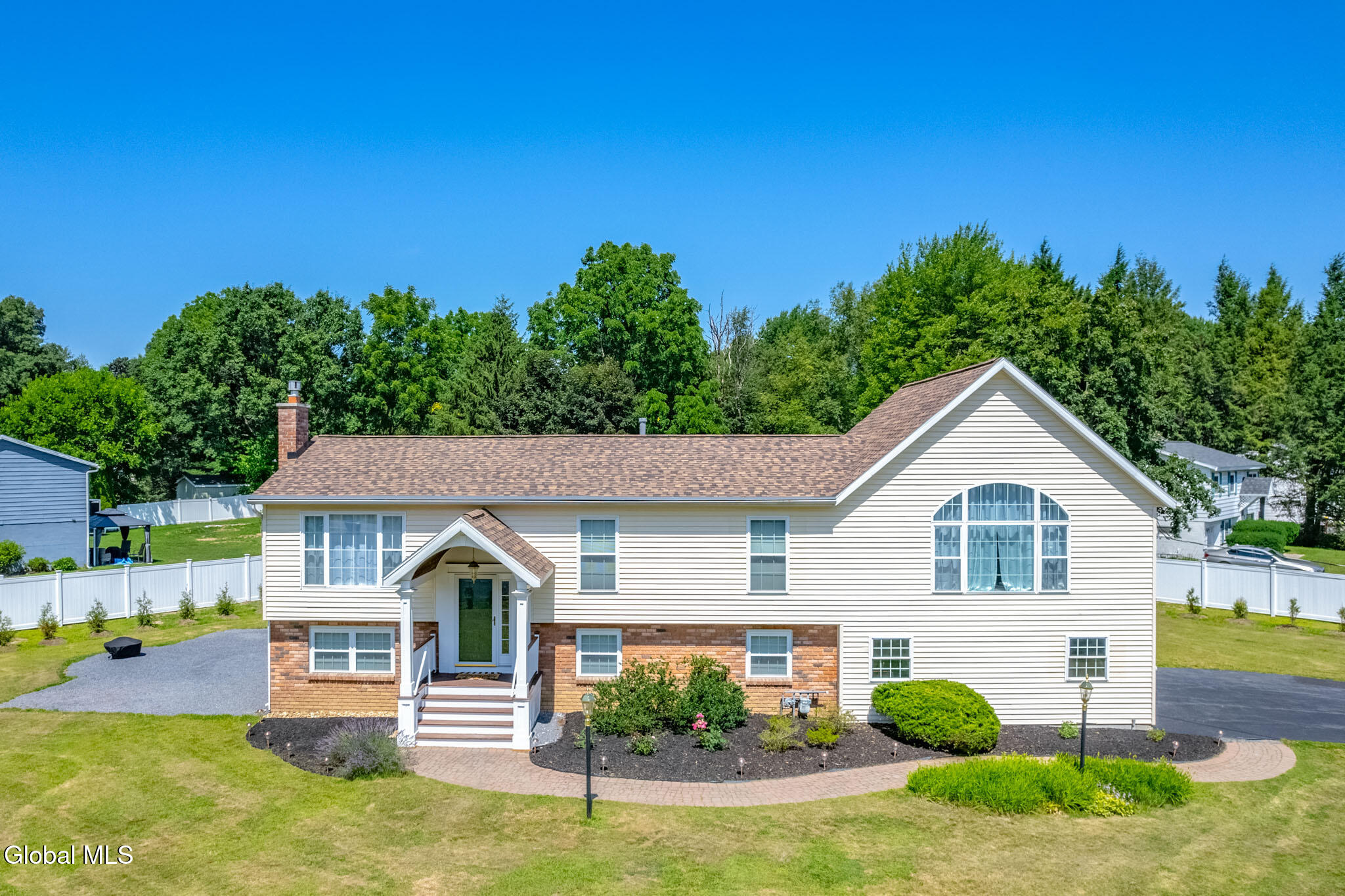 16 Boyack Road Clifton Park NY 12065
