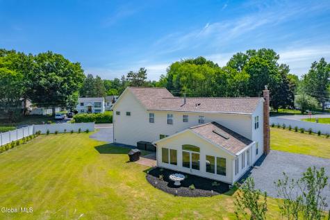 16 Boyack Road Clifton Park NY 12065