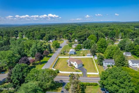 16 Boyack Road Clifton Park NY 12065