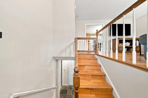4 Denise Court Rensselaer NY 12144