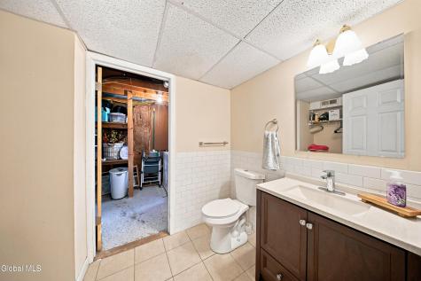 4 Denise Court Rensselaer NY 12144