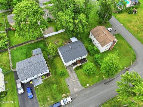4 Denise Court Rensselaer NY 12144