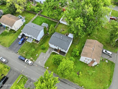 4 Denise Court Rensselaer NY 12144