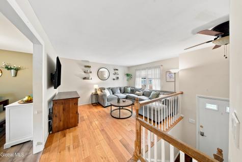 4 Denise Court Rensselaer NY 12144