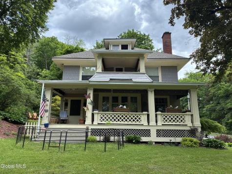 24 Northampton Road Amsterdam NY 12010