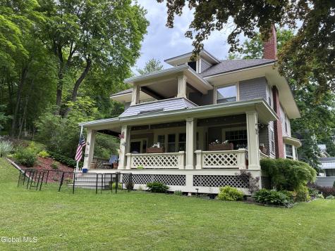 24 Northampton Road Amsterdam NY 12010