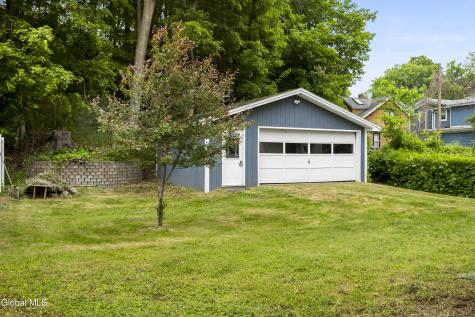 15 Tilton Avenue Oneonta NY 13820