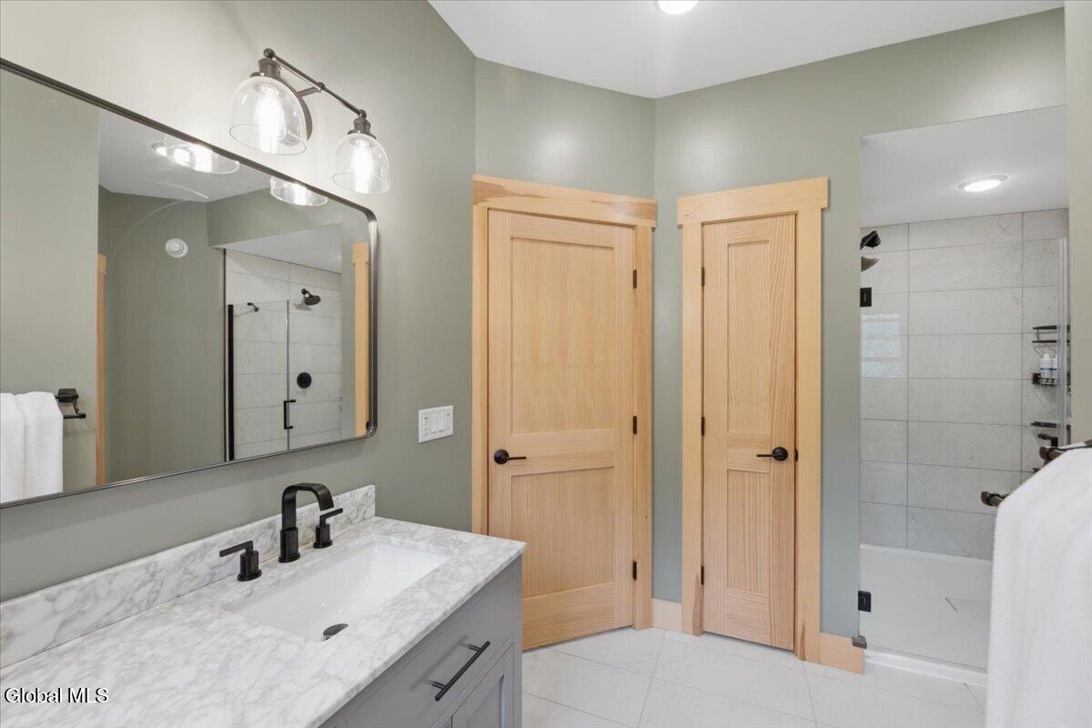 14 Blackberry Lane Queensbury NY 12804