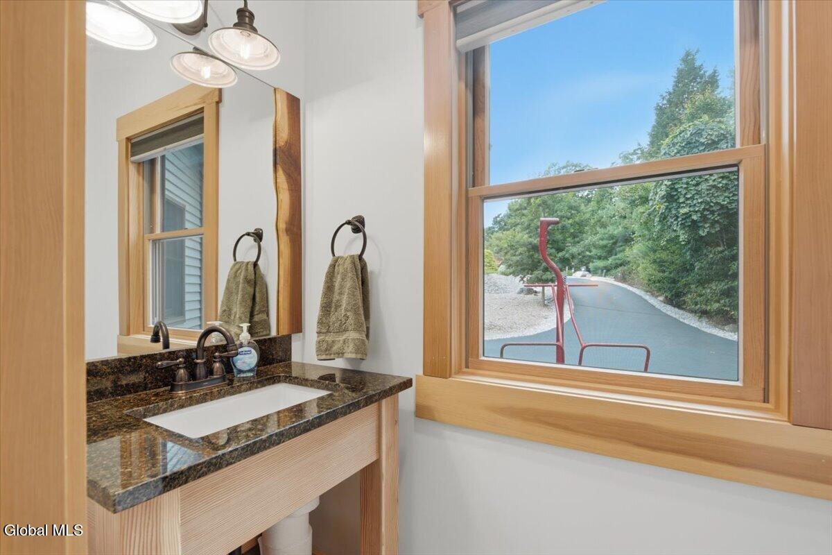 14 Blackberry Lane Queensbury NY 12804