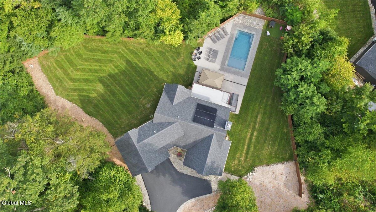 14 Blackberry Lane Queensbury NY 12804