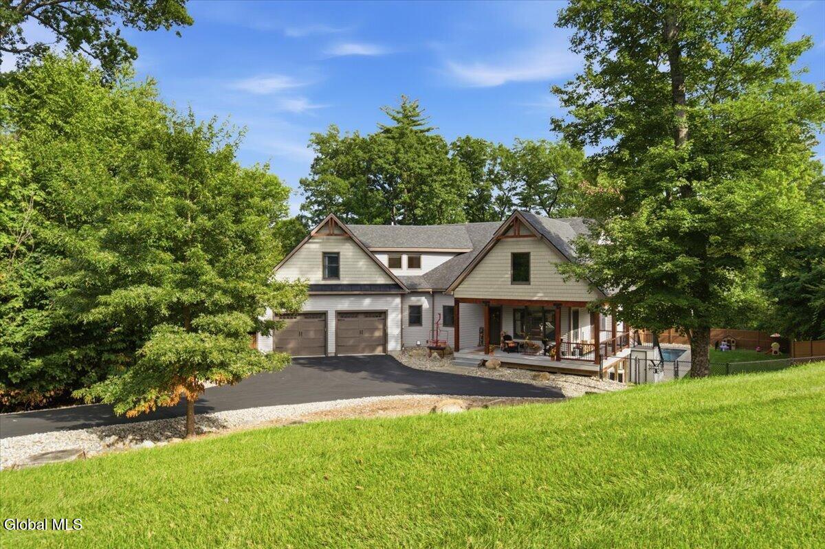 14 Blackberry Lane Queensbury NY 12804
