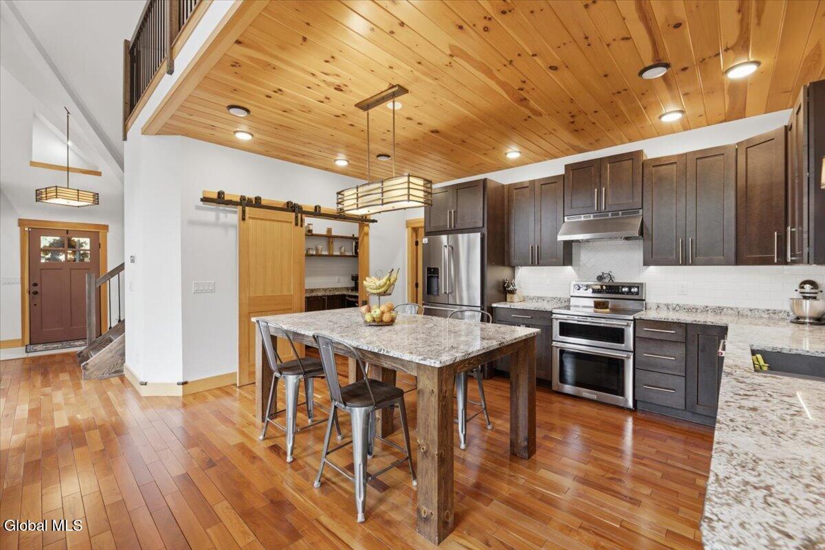 14 Blackberry Lane Queensbury NY 12804