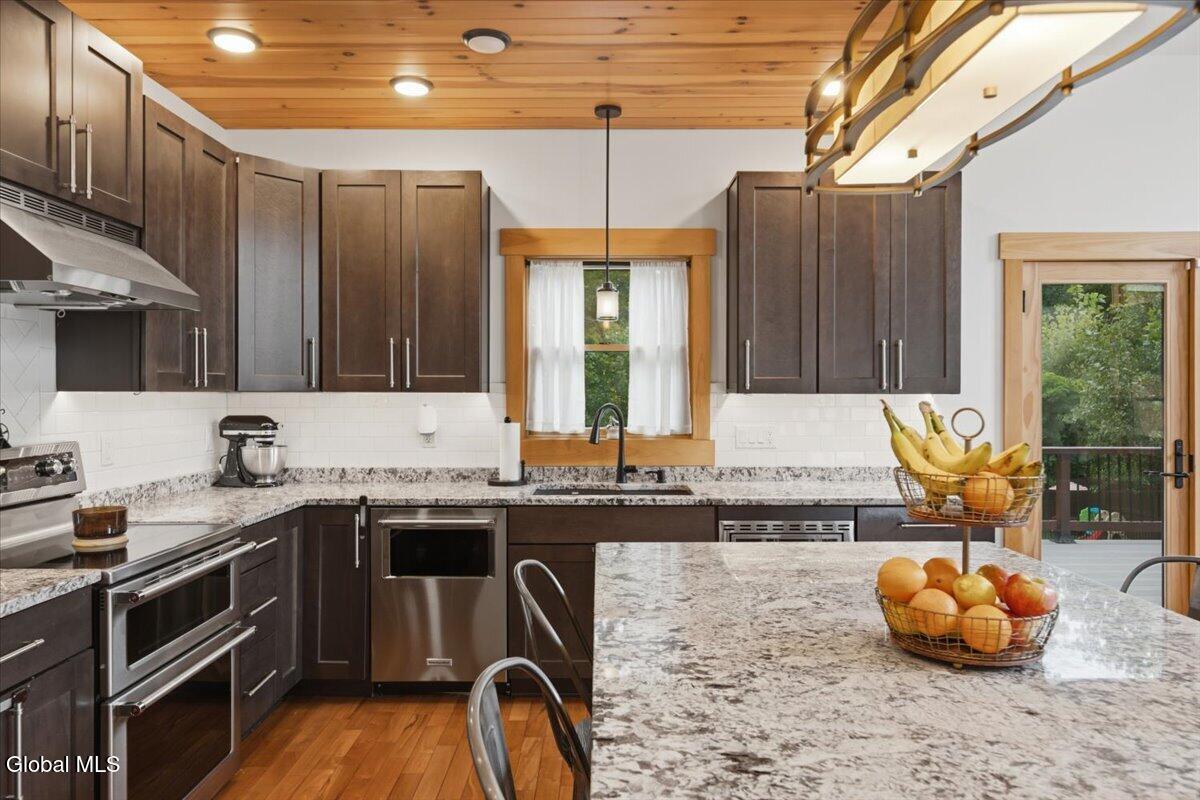 14 Blackberry Lane Queensbury NY 12804