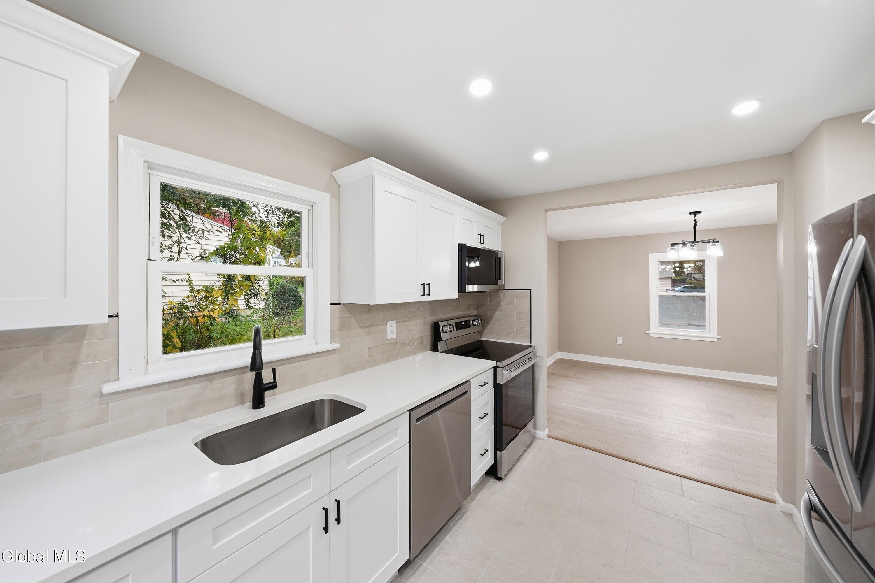 27 Bellemeade Street Wynantskill NY 12198