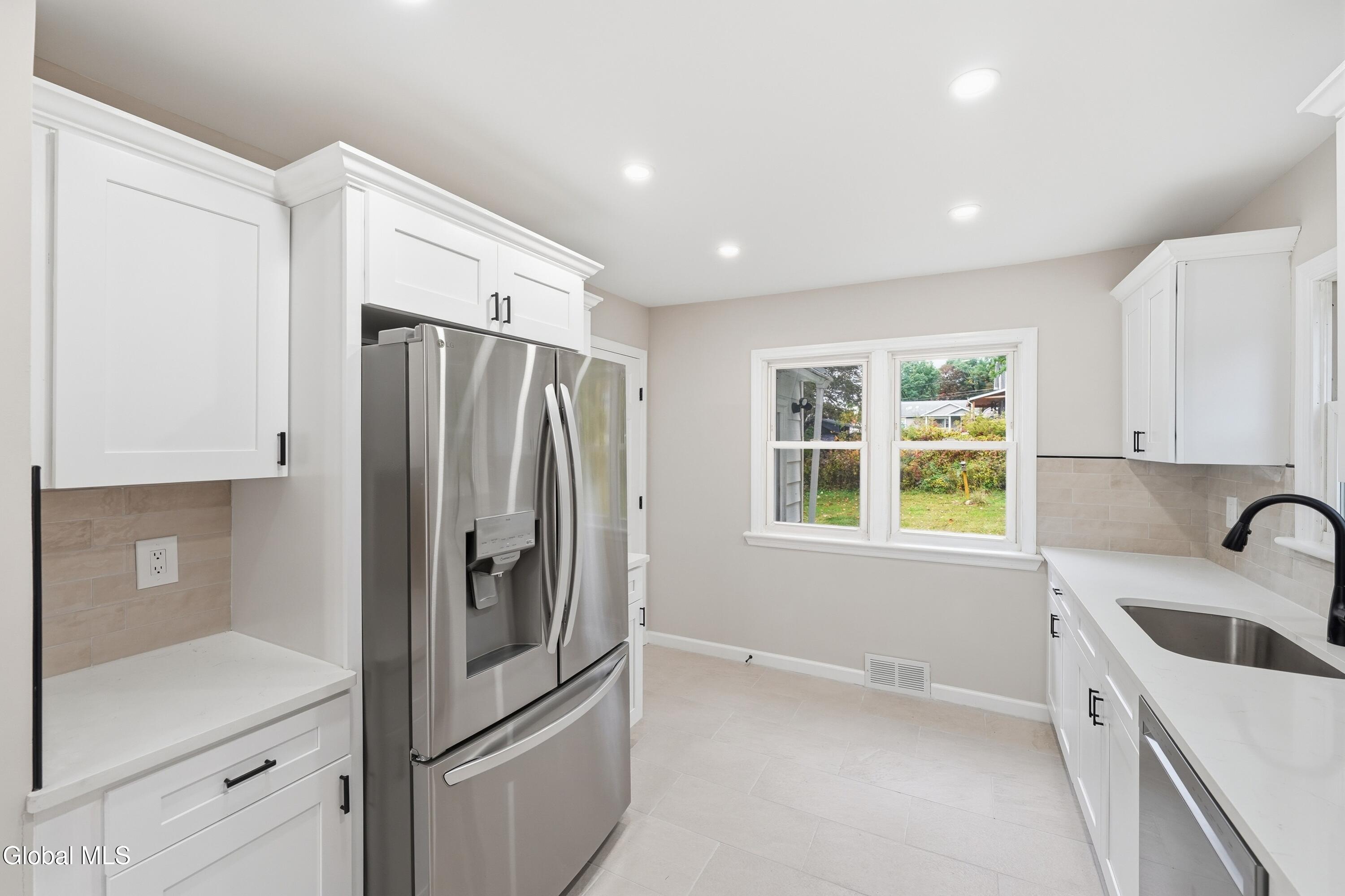 27 Bellemeade Street Wynantskill NY 12198