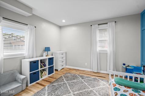 2012 Robinwood Avenue Schenectady NY 12306