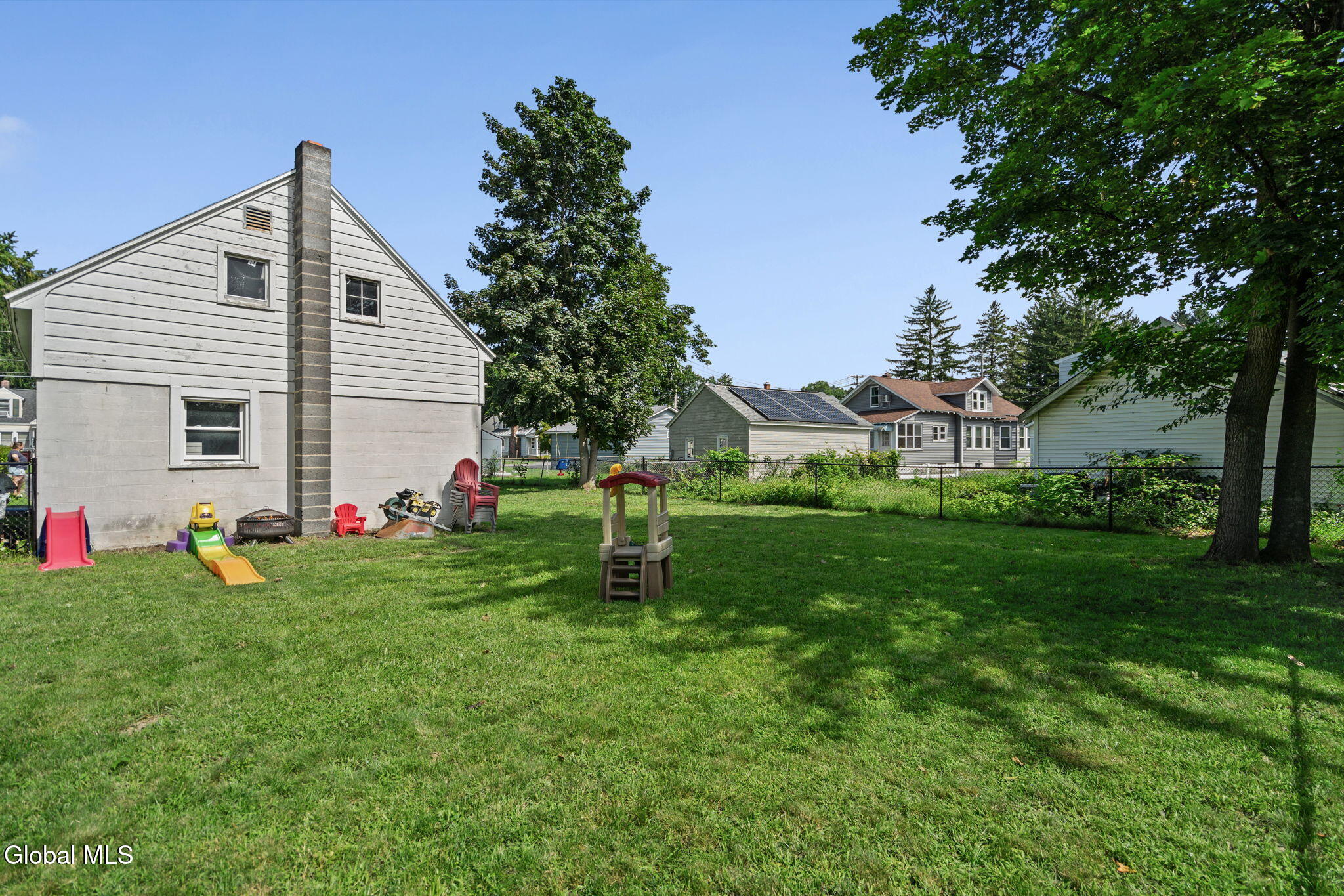 2012 Robinwood Avenue Schenectady NY 12306