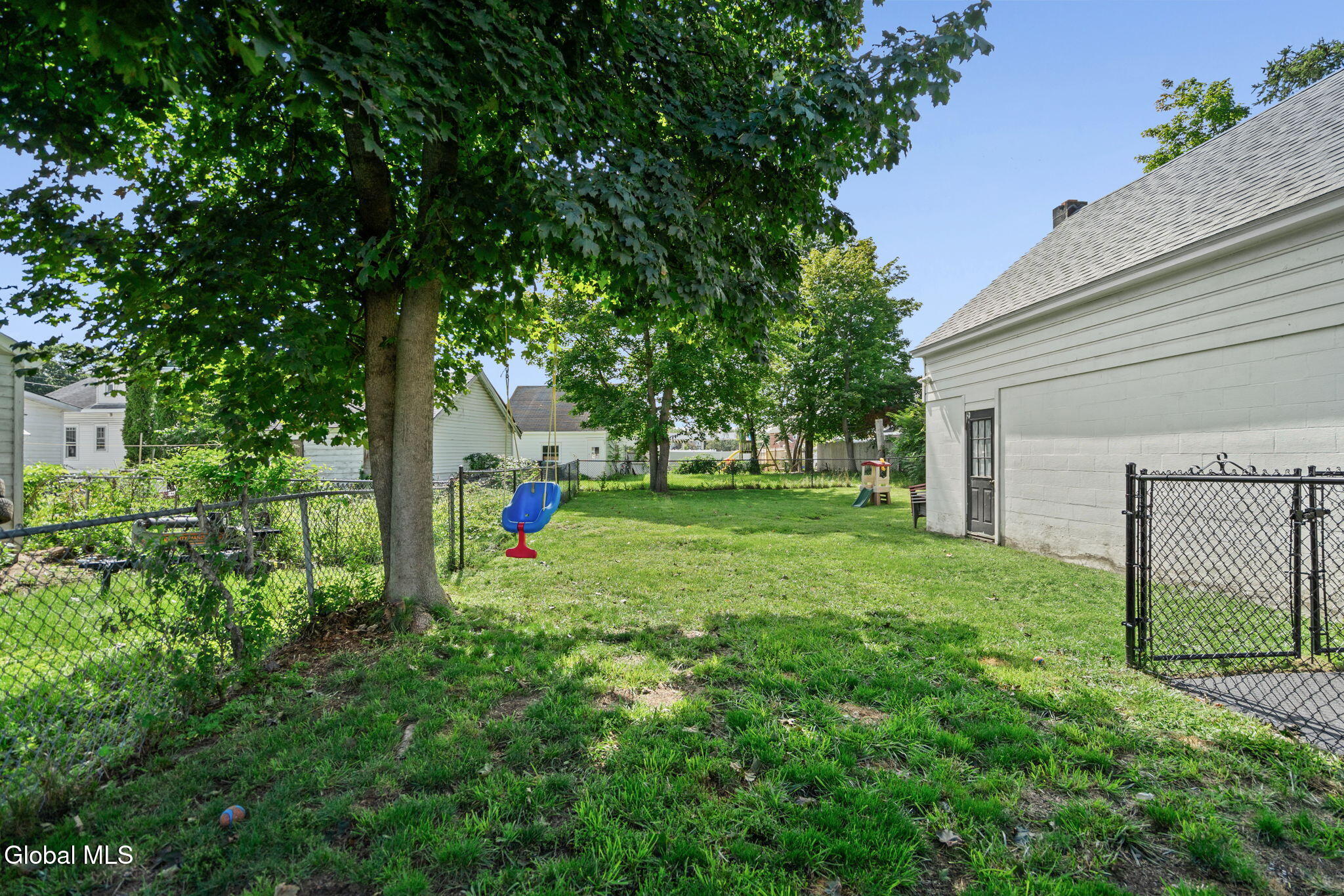 2012 Robinwood Avenue Schenectady NY 12306