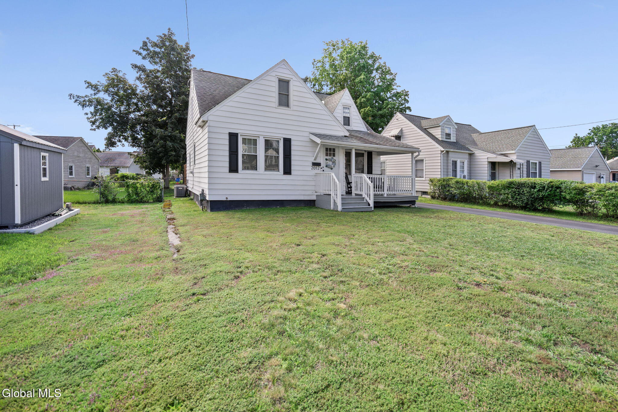 2012 Robinwood Avenue Schenectady NY 12306