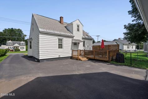 2012 Robinwood Avenue Schenectady NY 12306