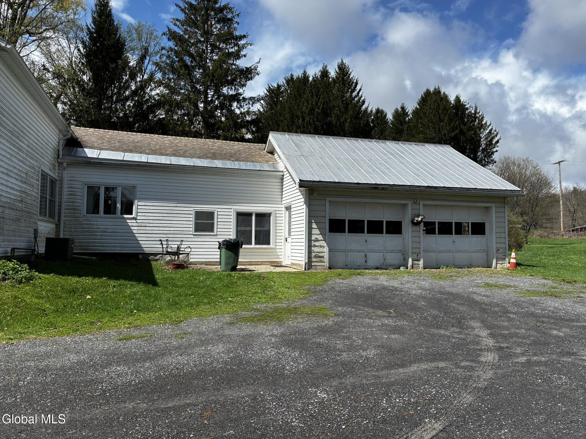 134 Schoolhouse Road Schoharie NY 12157