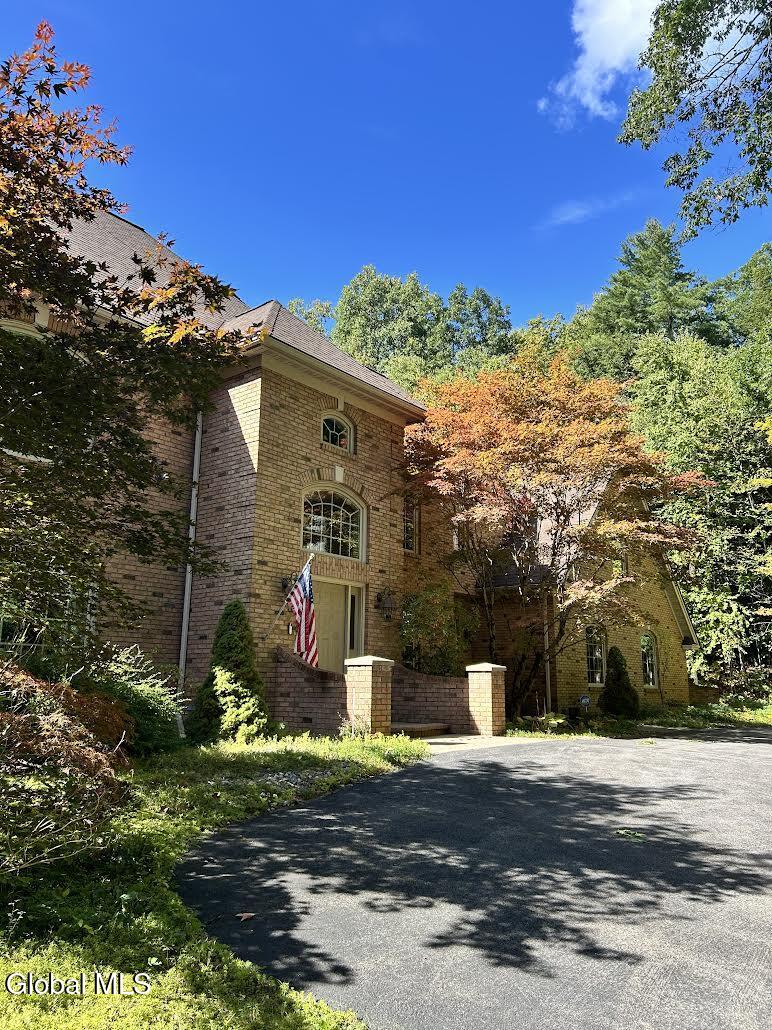 75 Gurney Lane Queensbury NY 12804