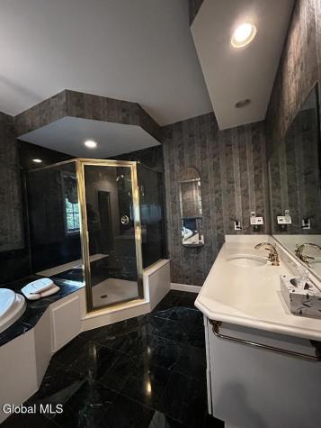 75 Gurney Lane Queensbury NY 12804