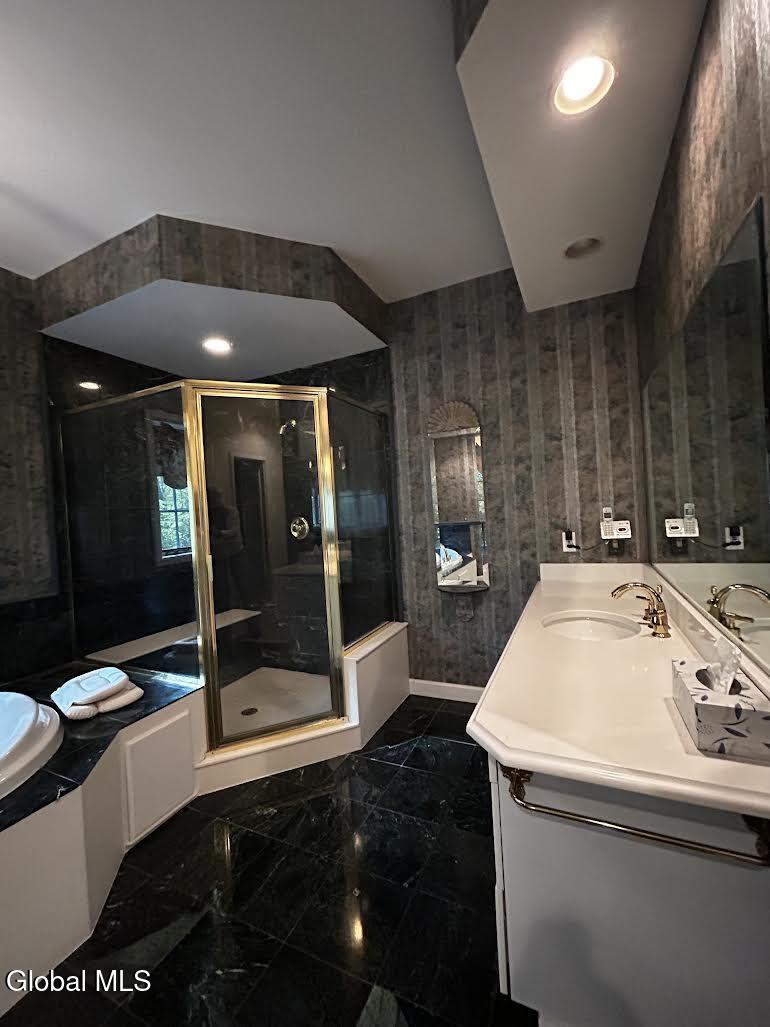 75 Gurney Lane Queensbury NY 12804