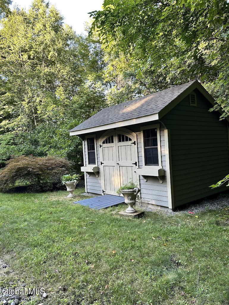 75 Gurney Lane Queensbury NY 12804