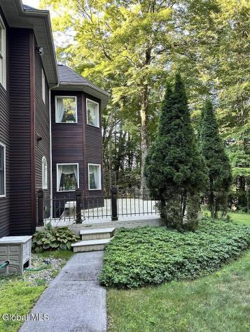 75 Gurney Lane Queensbury NY 12804