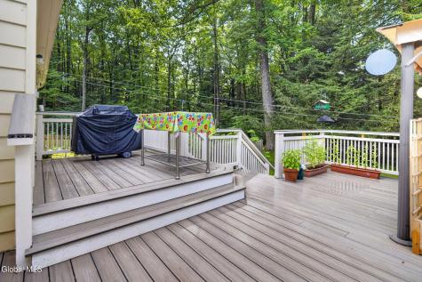 4 Catalpa Court Ballston Lake NY 12019