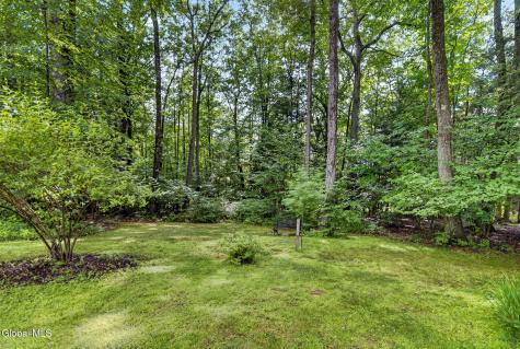 4 Catalpa Court Ballston Lake NY 12019