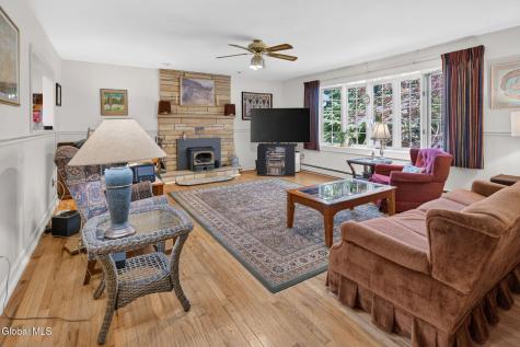 4 Catalpa Court Ballston Lake NY 12019