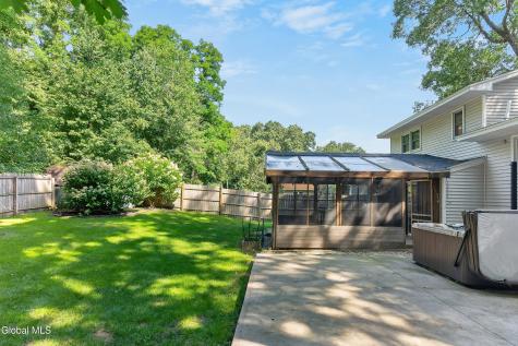 44 Scotch Pine Drive Voorheesville NY 12186