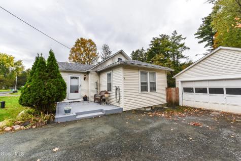35 Rustic Bridge Road Rexford NY 12148