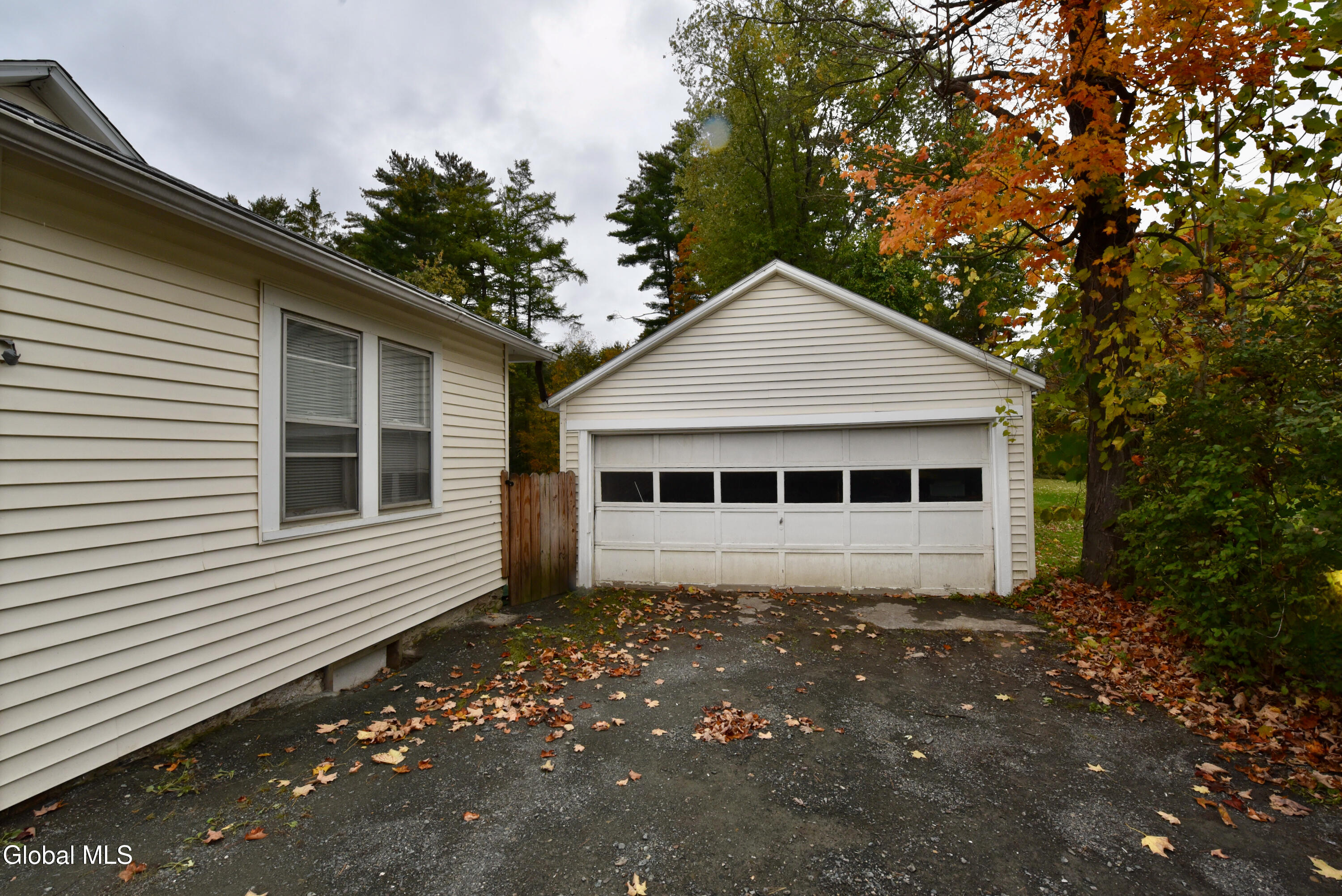 35 Rustic Bridge Road Rexford NY 12148