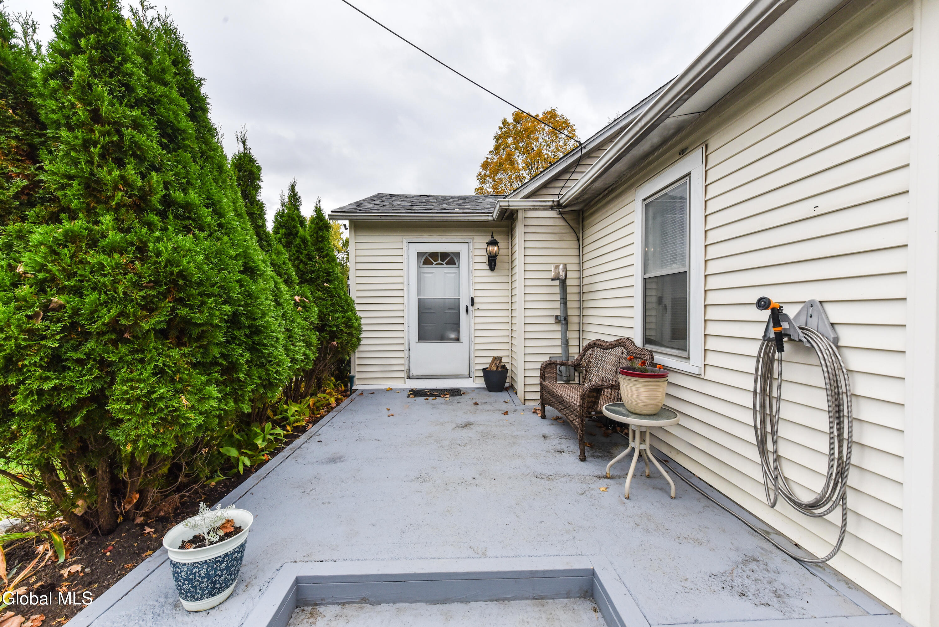 35 Rustic Bridge Road Rexford NY 12148