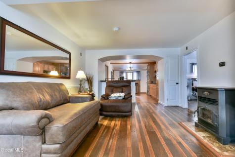 35 Rustic Bridge Road Rexford NY 12148